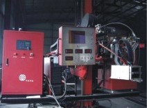 德國進口等離子自動縱縫焊接中心.JPG